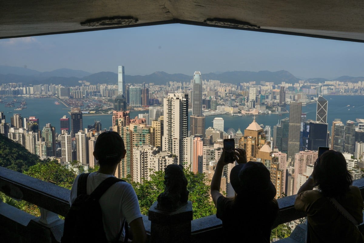 Hong Kong’s residential property market is in for another rough year, according to Savills. Photo:  Sam Tsang